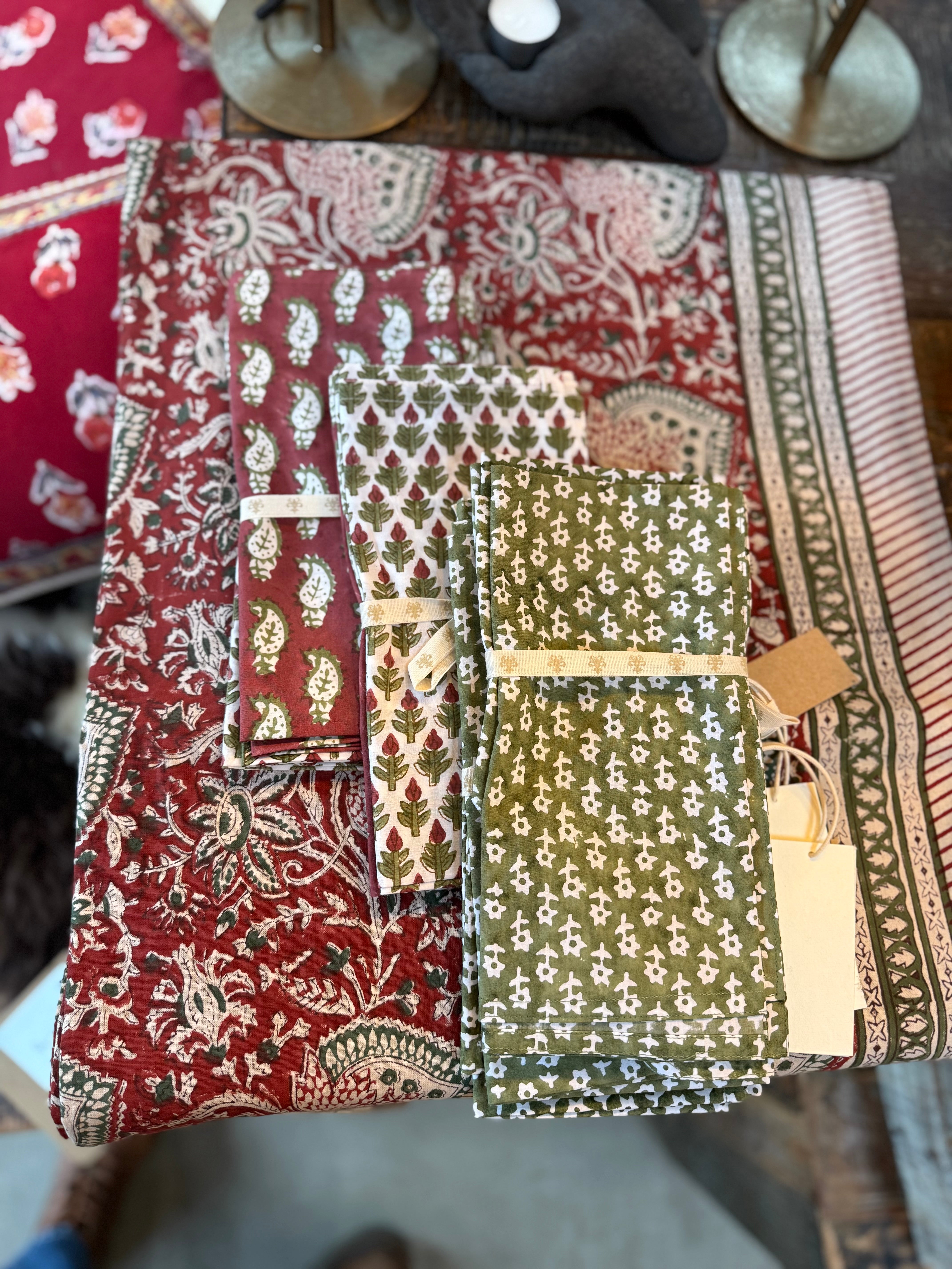 Chamois Tablecloth Red Pomegranate