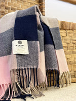 Load image into Gallery viewer, The Chic Throw
