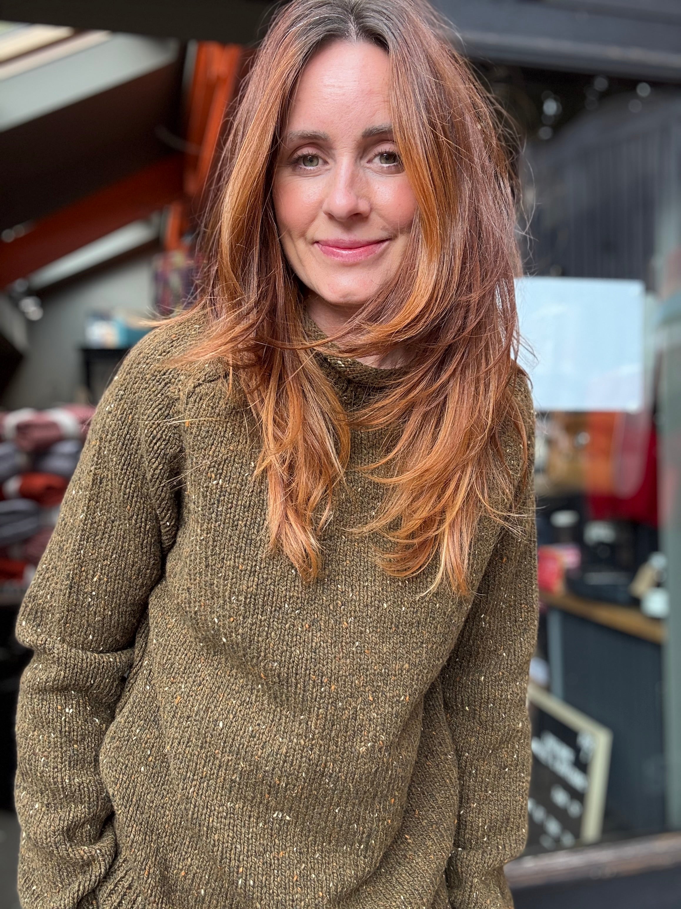 Fisherman out of Ireland Merino Women’s Sweater in Olive