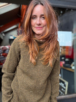 Load image into Gallery viewer, Fisherman out of Ireland Merino Women’s Sweater in Olive
