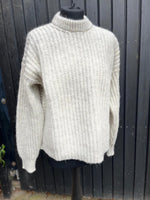 Load image into Gallery viewer, Chunky Ribbed Crew Neck Women&#39;s Jumper
