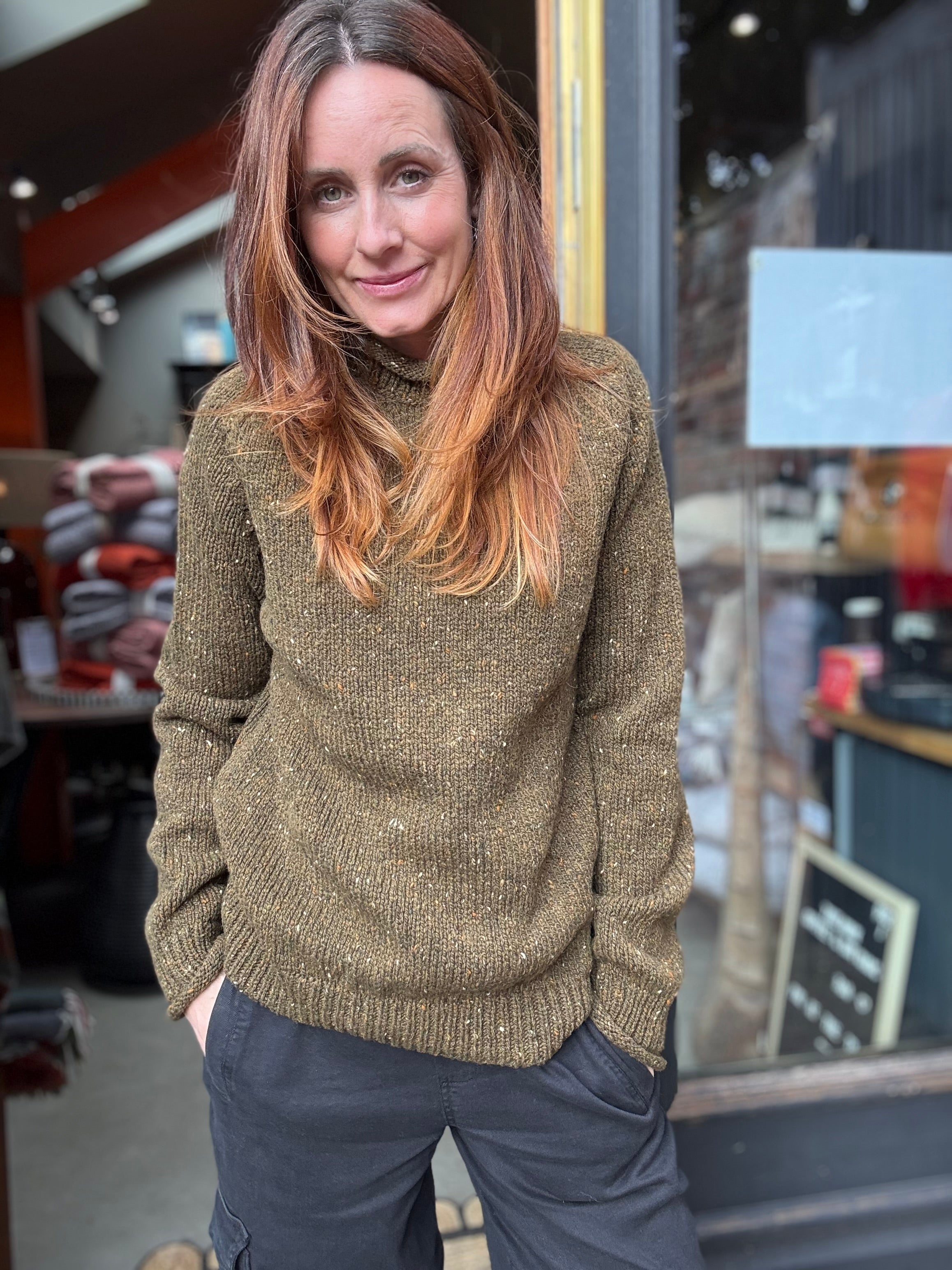 Fisherman out of Ireland Merino Women’s Sweater in Olive