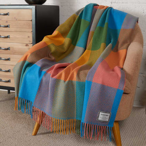 The Errew Cashmere and Lambswool Throw
